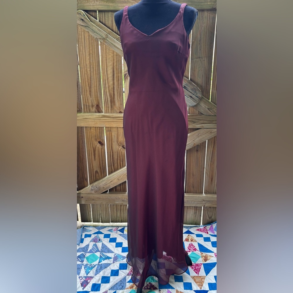 Vintage Niki by Niki Livas Merlot Sleeveless Maxi Length Gown Lace Up Back 8